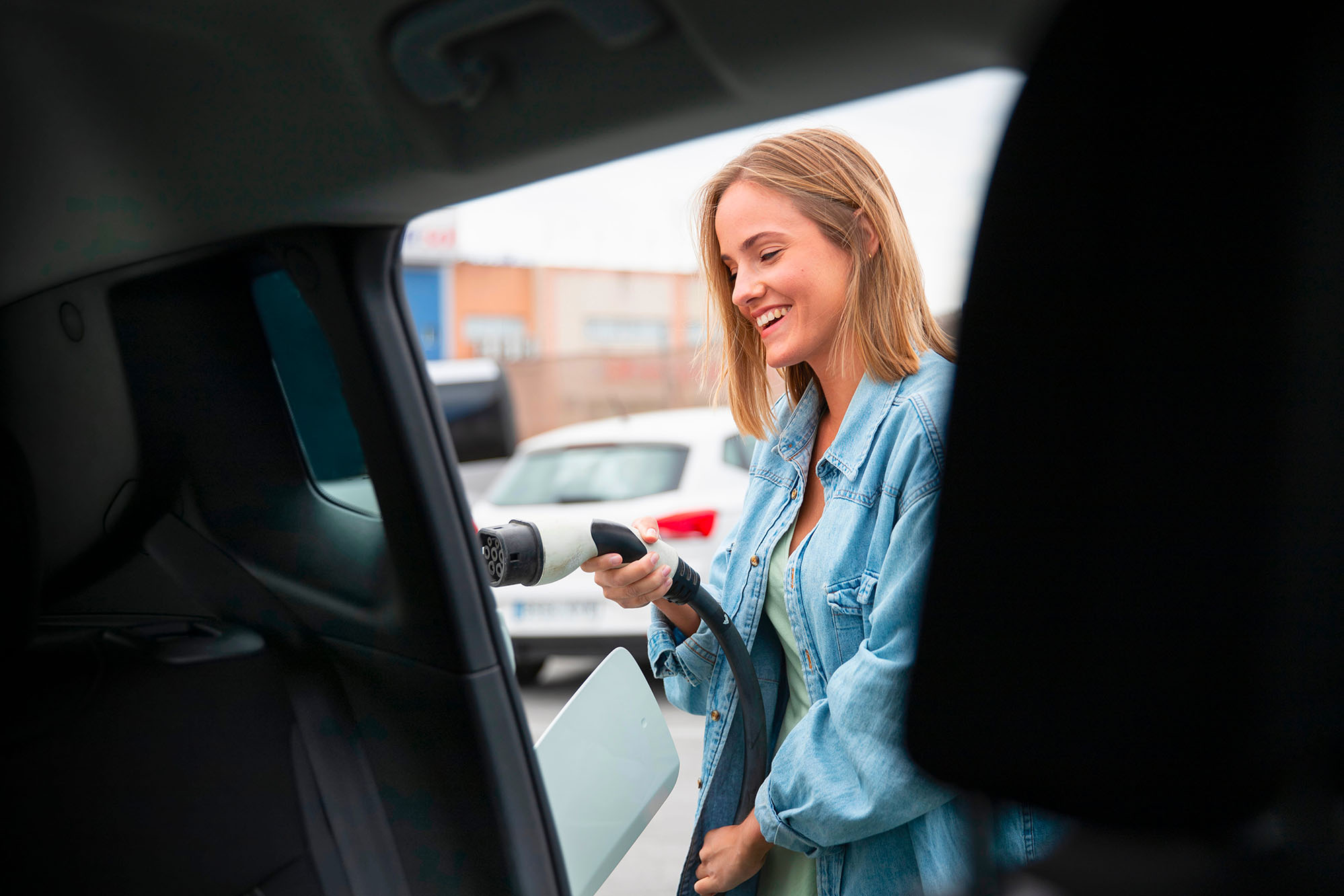 Smart EV Charging: How to Save Money and Protect Your Home's Circuit Breaker