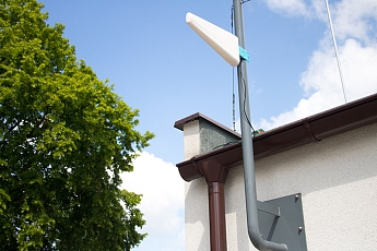 Antenna LTE Pole Mount XL7025, 698-2700 MHz, 15 dBi, SMA(m), RG58U/10m