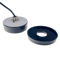 Mounting LTE antenna with SMA connector