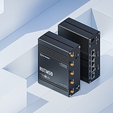 Router komórkowy 5G Teltonika RUTM59, widok z boku